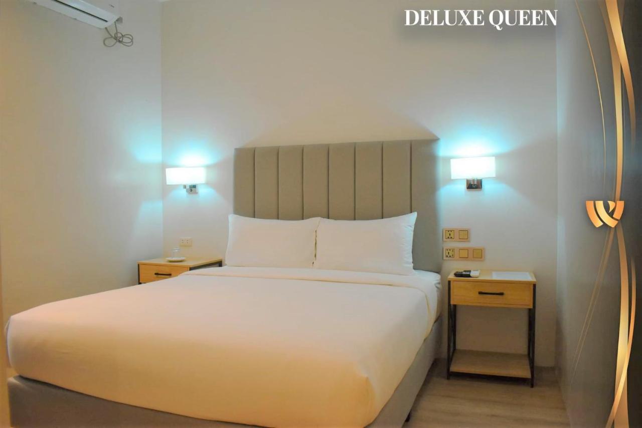 West Prime Hotel Calbayog Eksteriør bilde